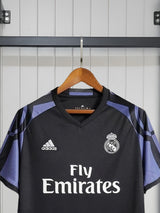 Maillot third du Real Madrid 2016