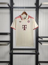 Maillot third du Bayern Munich 2024