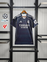Camisa de visitante Real Madrid 2025