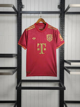 Camisa especial del 125 aniversario Bayern Múnich 2025