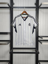 Camisa retro de local Real Madrid 2025