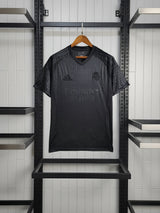 Camisa especial negra de Real Madrid 2025