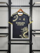 Camisa Especial Dragón Dorado Real Madrid 2025