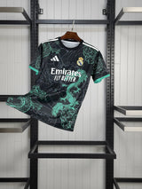 Real Madrid 2025 Smaragd-Drachen-Sondershirt