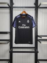 Maillot third du Real Madrid 2016