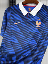 Maillot domicile de la France pour la Coupe du Monde 2026
